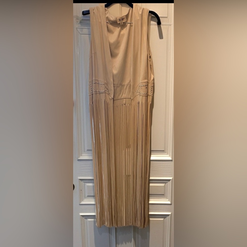 BiBi Studded Faux Suede Long Fringe Duster Vest Tan Beige M Boho Western NWOT